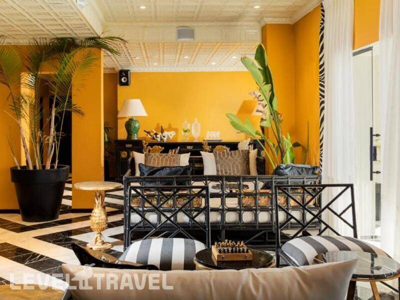 Фотография Brown Golden House (Ex.De La Mer By)