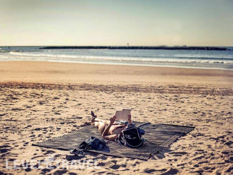 Фотография Brown Golden House (Ex.De La Mer By)