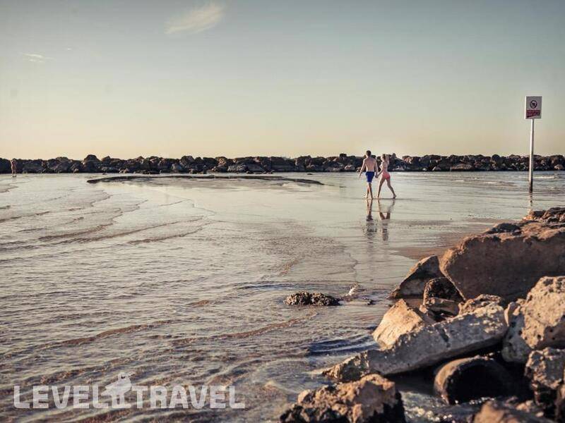 Фотография Brown Golden House (Ex.De La Mer By) Фотография Brown Golden House (Ex.De La Mer By)