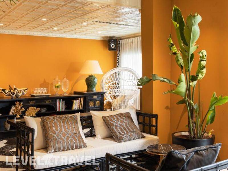 Фотография Brown Golden House (Ex.De La Mer By) Фотография Brown Golden House (Ex.De La Mer By)