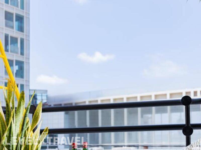 Фотография Brown Golden House (Ex.De La Mer By) Фотография Brown Golden House (Ex.De La Mer By)