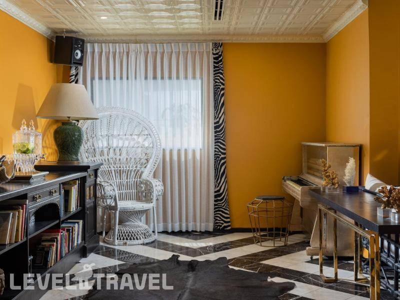 Фотография Brown Golden House (Ex.De La Mer By)