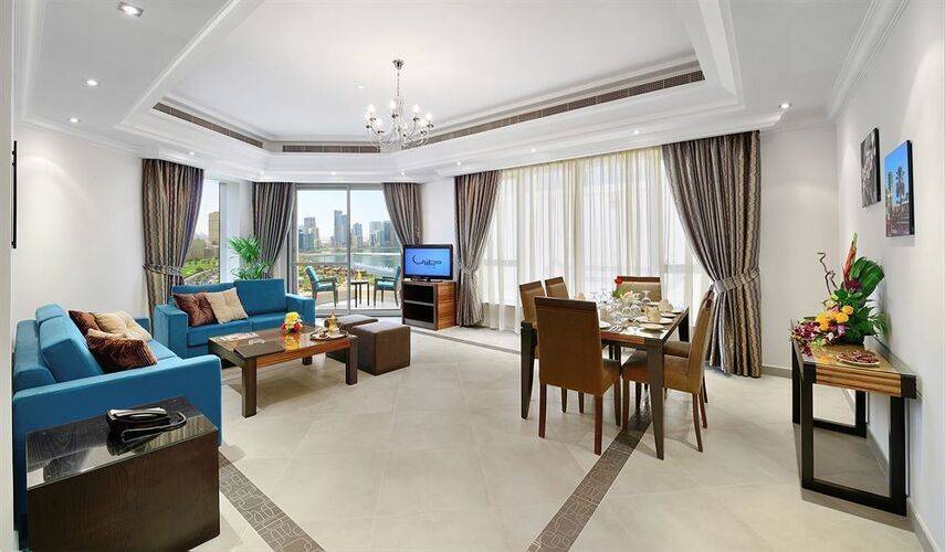Al Majaz Premiere Hotel Apartments