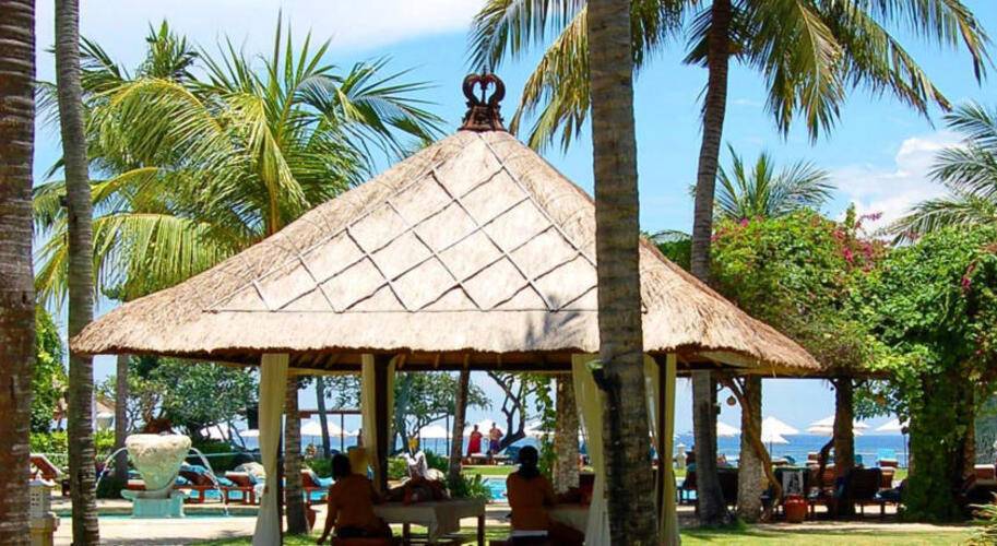 Aston Benoa
