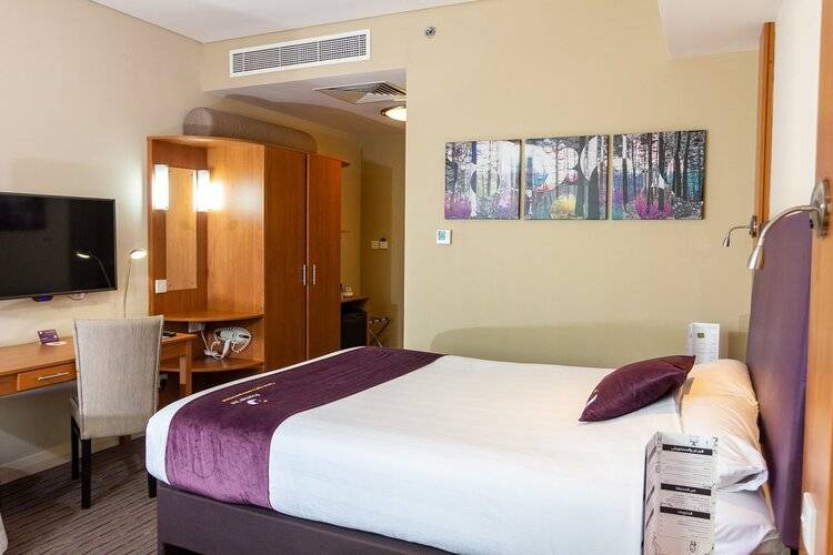Premier Inn Abu Dhabi International Airport