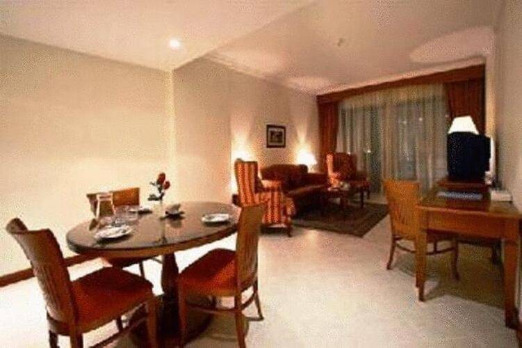 Rolla Residence Bur Dubai Apts