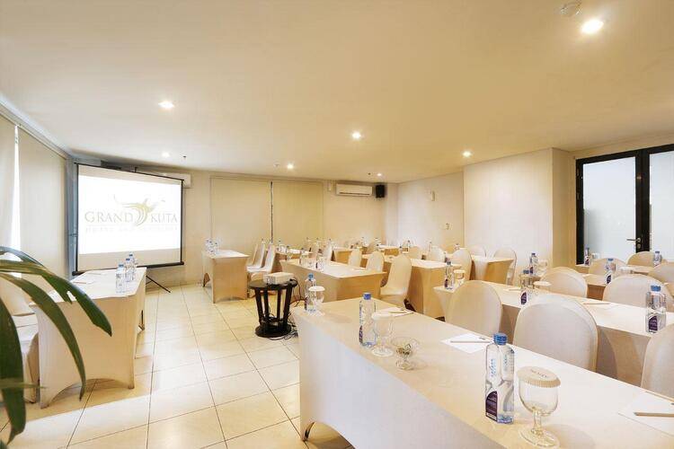 Grand Kuta Hotel & Residence