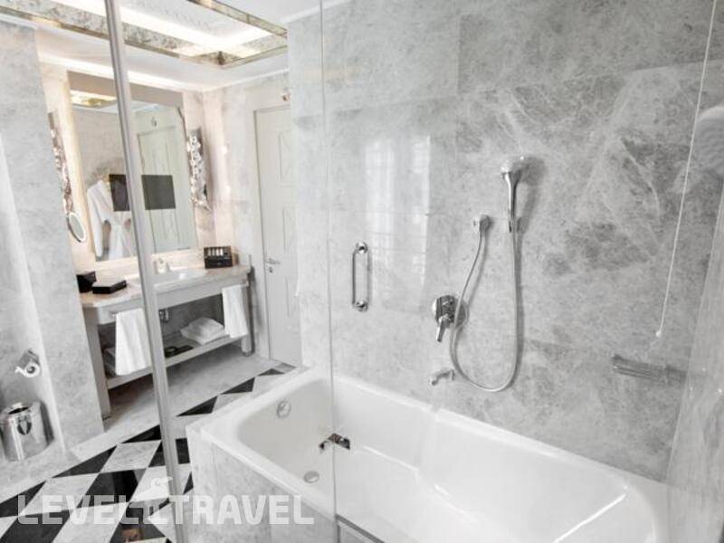 Фотография Wyndham Istanbul Kalamis Marina Hotel