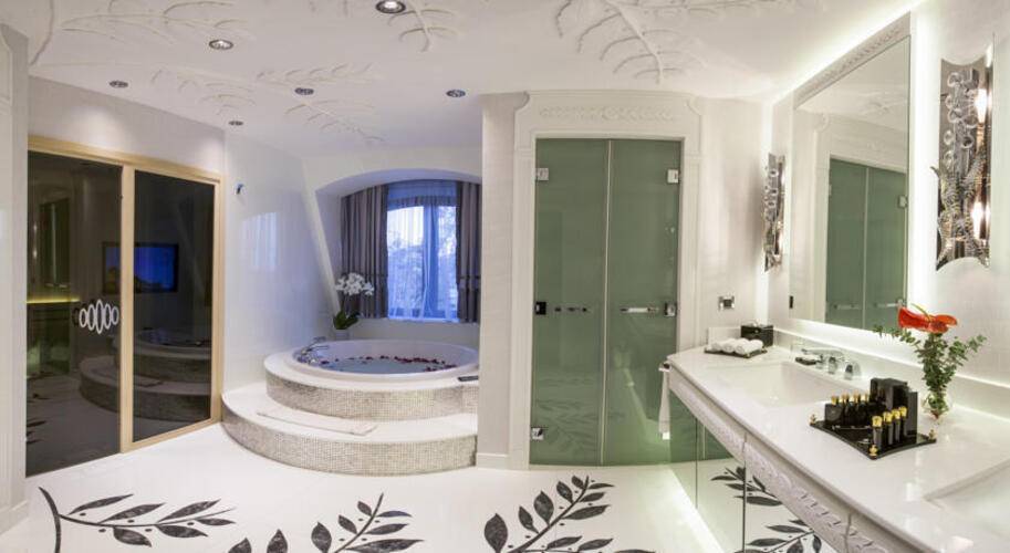Wyndham Istanbul Kalamis Marina Hotel