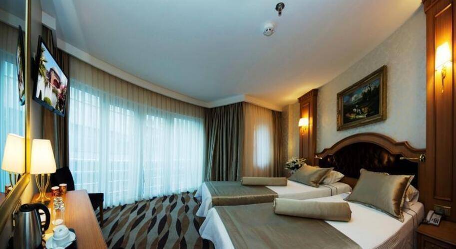 Aprilis Hotel