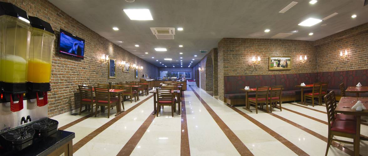 Aprilis Hotel