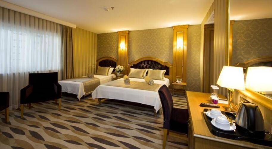 Aprilis Hotel