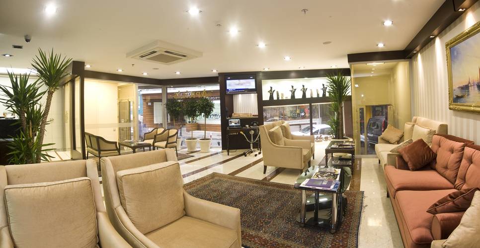 Aprilis Hotel