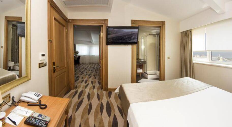 Aprilis Hotel