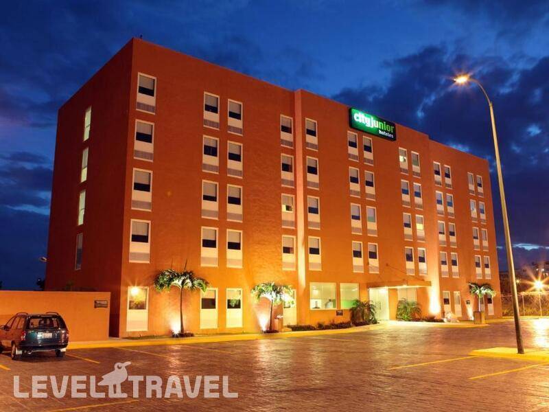 Фотография City Express Junior Cancun (Ex.City Junior Cancun) Фотография City Express Junior Cancun (Ex.City Junior Cancun)