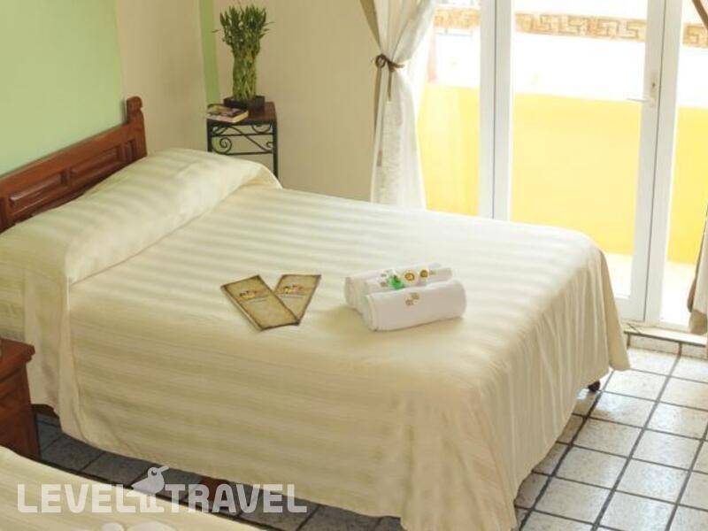 Фотография Hotel Bucaneros