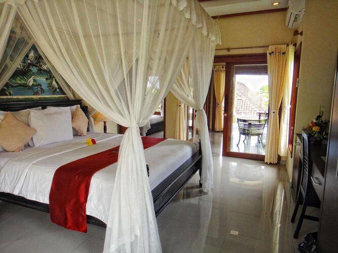 Arya Amed Beach Resort