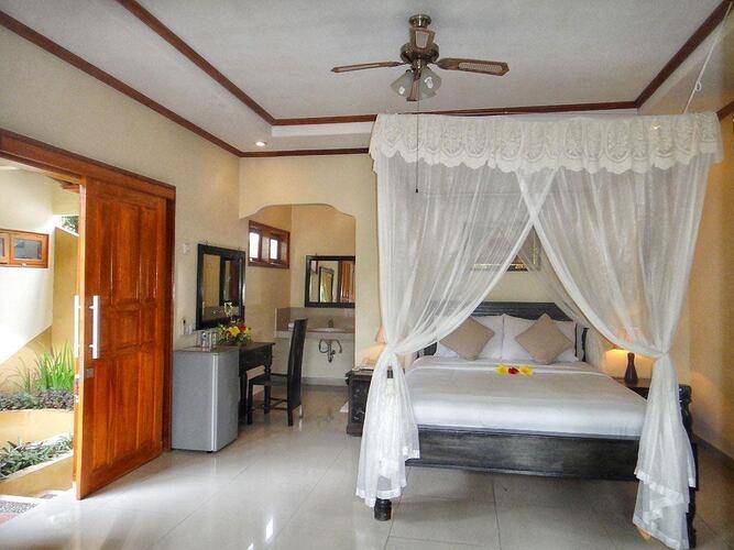 Arya Amed Beach Resort