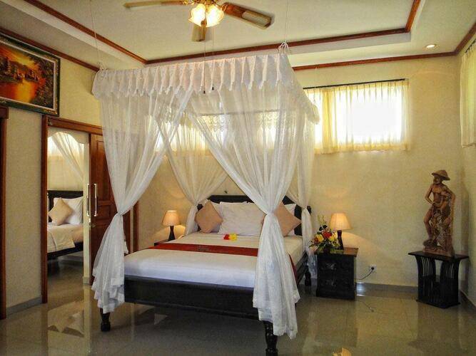 Arya Amed Beach Resort