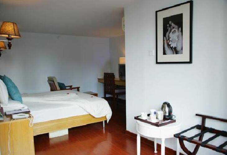 Huahong Hotel