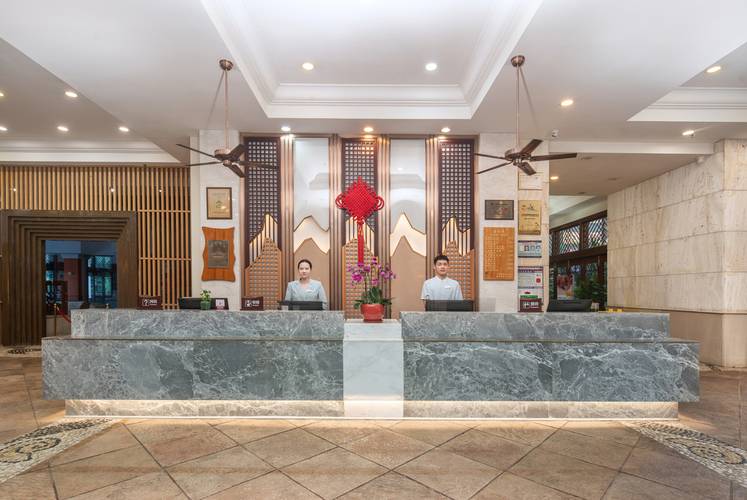Huayuan Hotspring Seaview Hotel Sanya