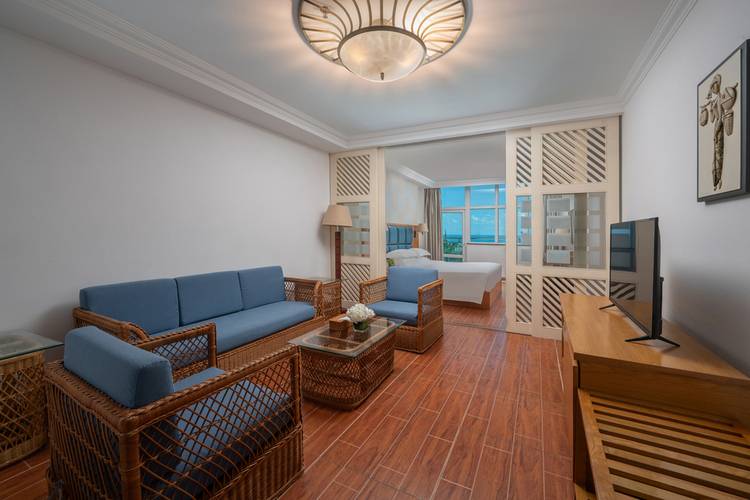 Huayuan Hotspring Seaview Hotel Sanya