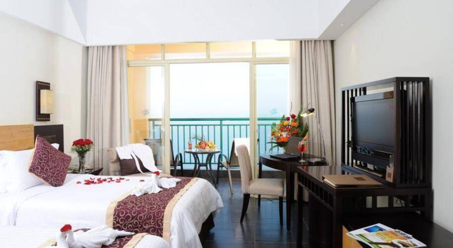 Shengyi Holiday Villa Hotel & Suites Sanya