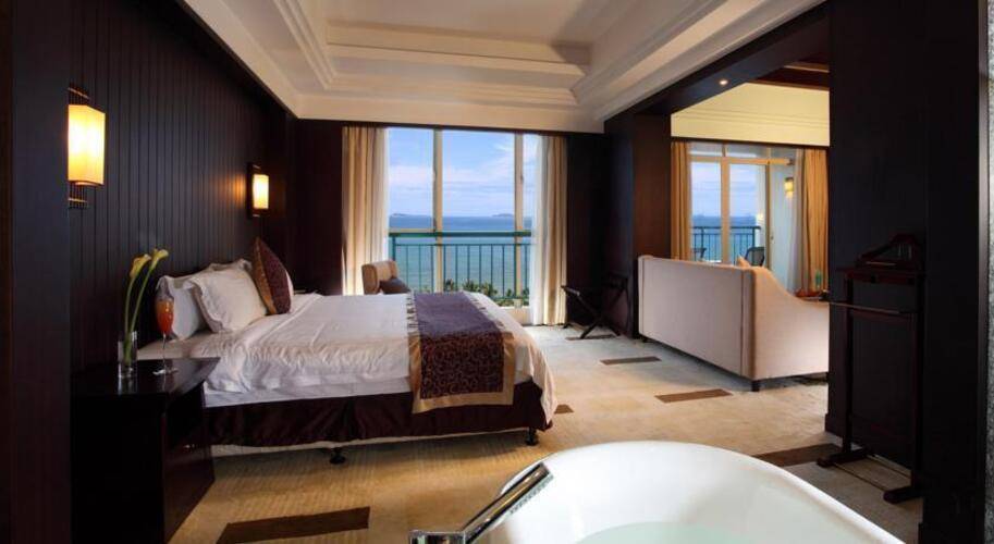 Shengyi Holiday Villa Hotel & Suites Sanya