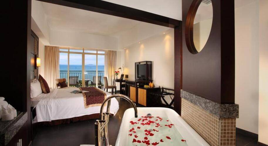 Shengyi Holiday Villa Hotel & Suites Sanya