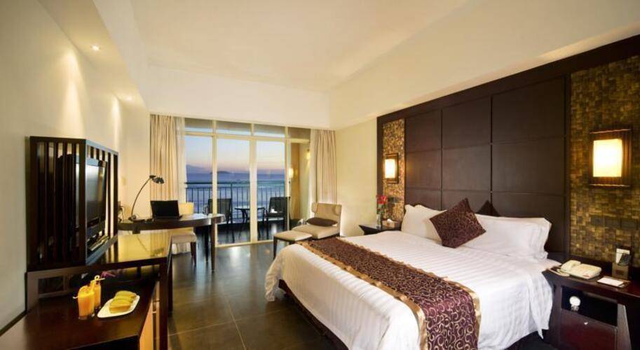 Shengyi Holiday Villa Hotel & Suites Sanya