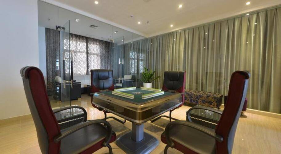 Barry Boutique Hotel Sanya