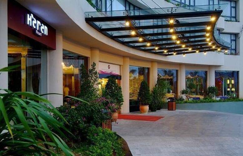 Luyi Seaview Hotel (Ex.Sanya Herton Seaview Hotel)