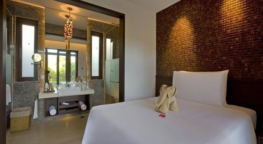 Narada Resort & Spa Perfume Bay Hotel