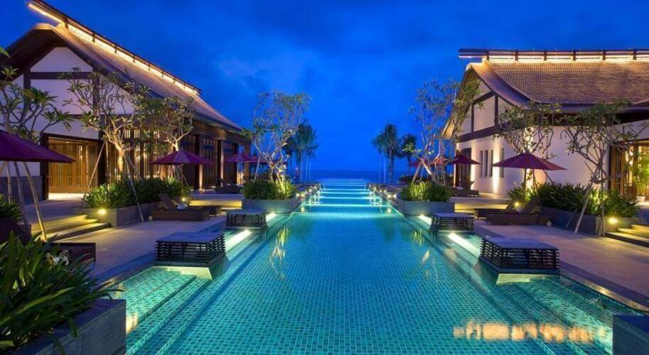 Narada Resort & Spa Perfume Bay Hotel