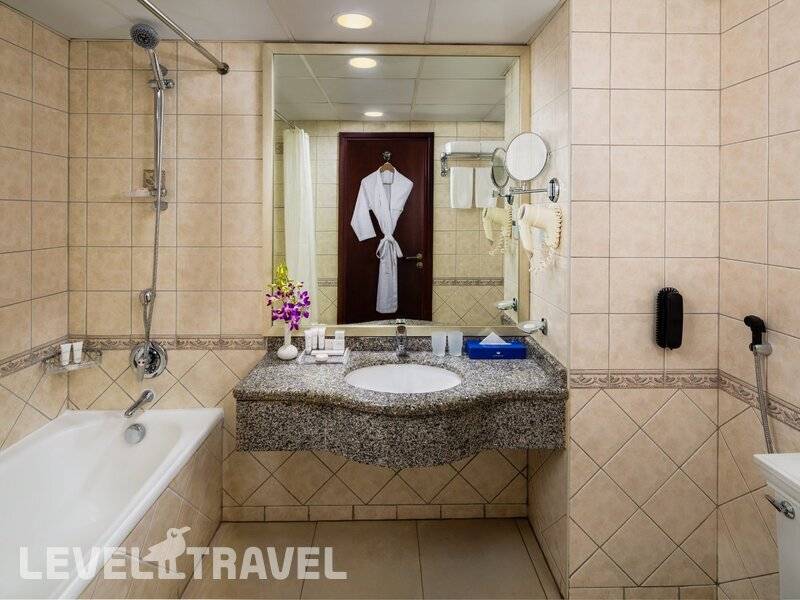 Фотография Savoy Crest Hotel Apartment