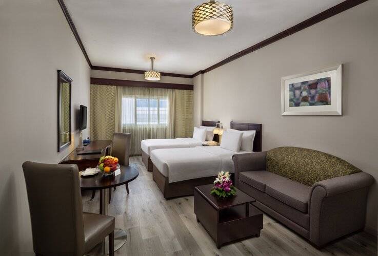 Savoy Crest Hotel Apartment