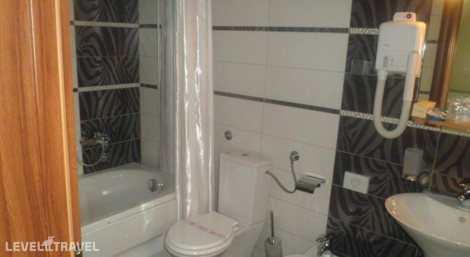 Изображение отеля 8