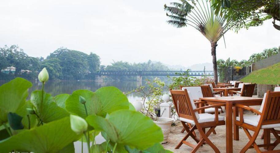 Mahaweli Reach Hotel