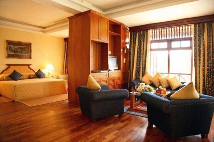 Mahaweli Reach Hotel