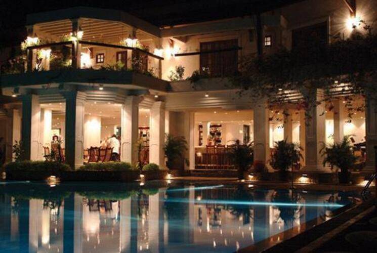 Mahaweli Reach Hotel