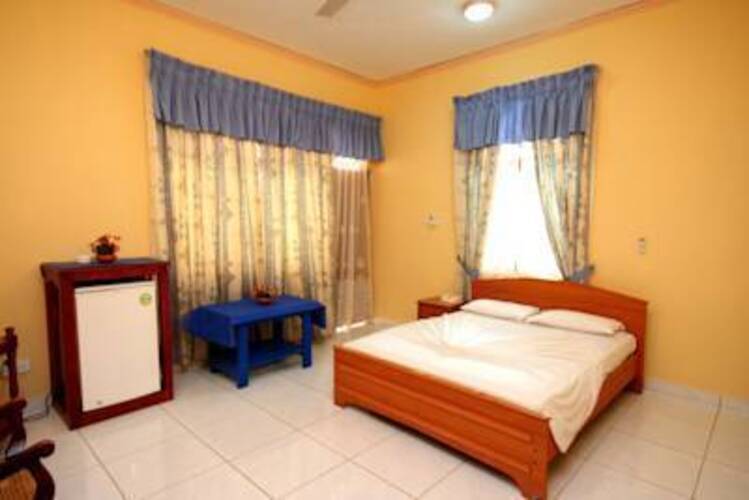 Paradise Holiday Village