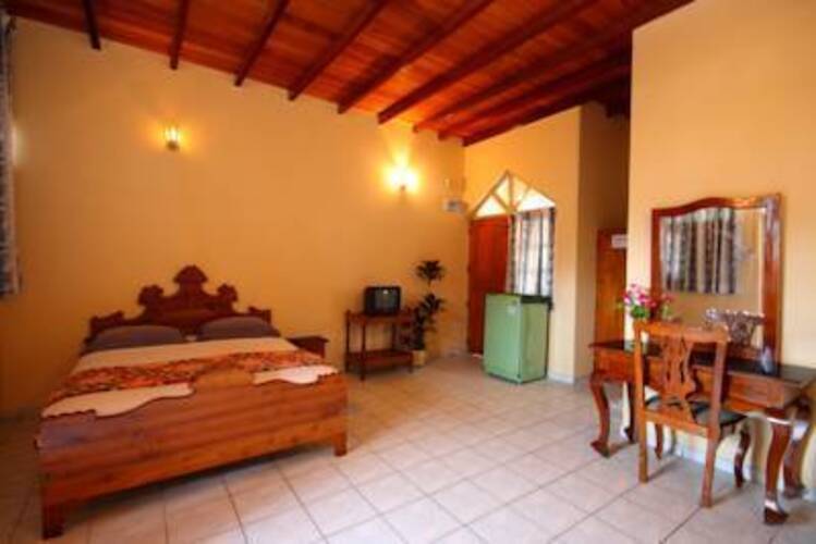 Paradise Holiday Village