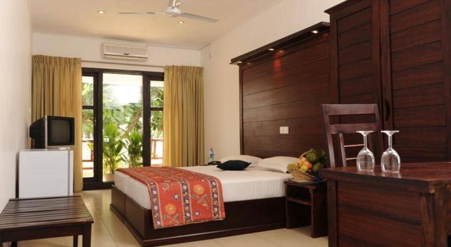 Golden Star Beach Hotel