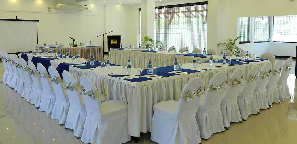 Golden Star Beach Hotel
