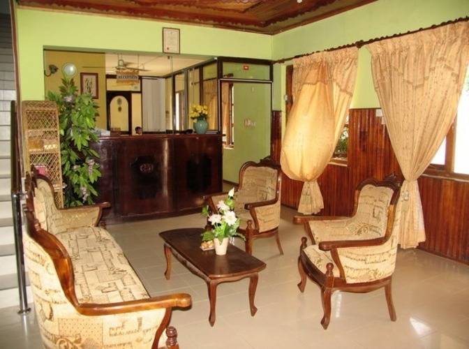 Sea Lotus Park Hotel