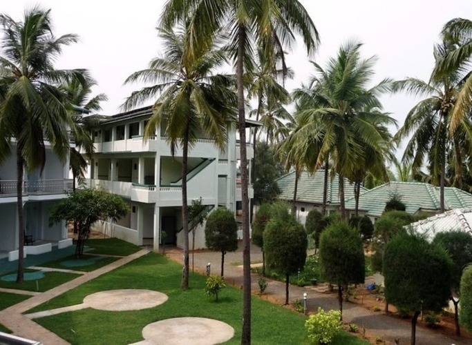 Sea Lotus Park Hotel