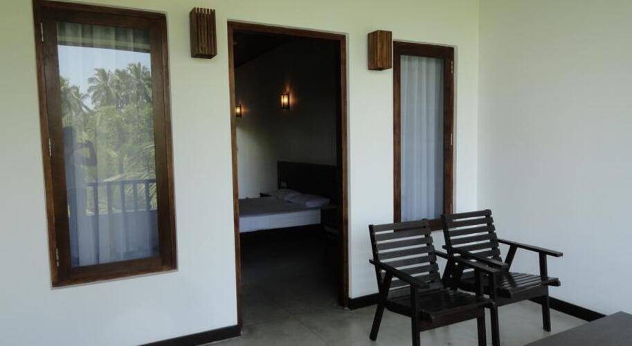 Lagoon Paradise Beach Resort