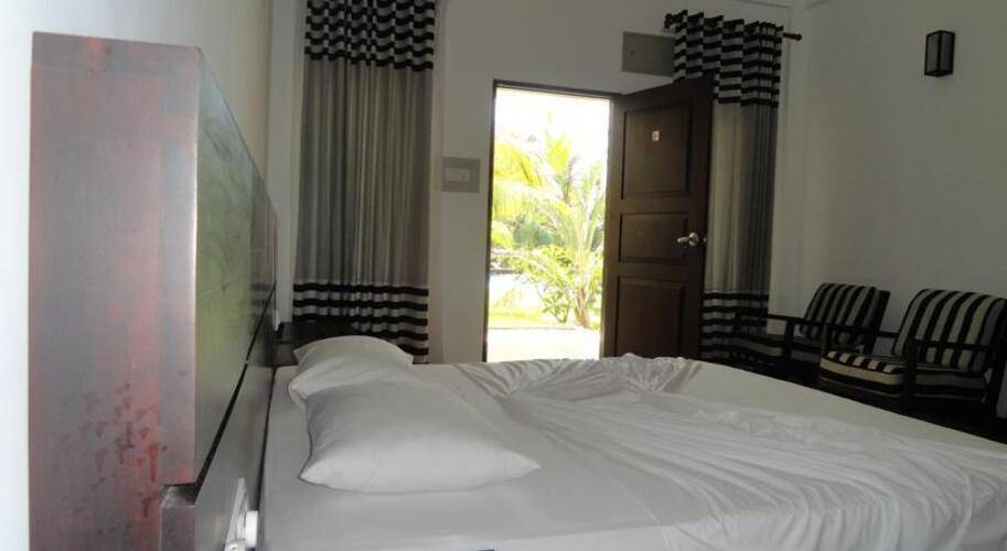 Lagoon Paradise Beach Resort