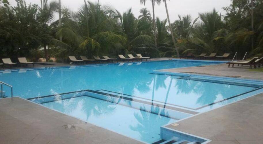 Lagoon Paradise Beach Resort