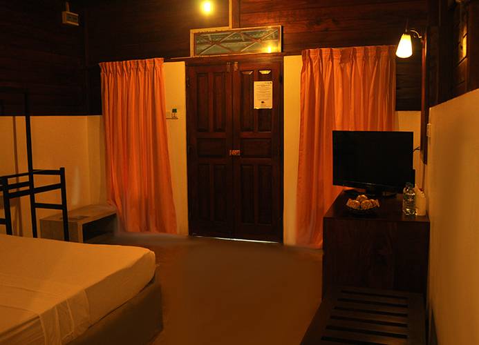 Lagoon Paradise Beach Resort